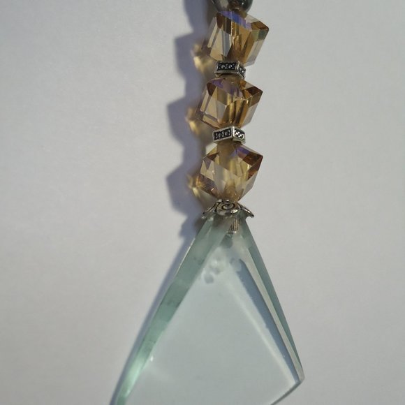 Magnifying Glass Triangle Shape Champagne Crystal Handle Pendant Necklace - Picture 6 of 11